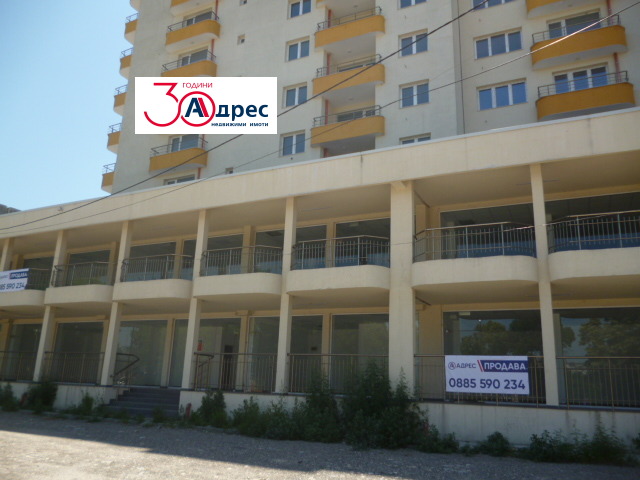 Продава 4-СТАЕН, гр. Добрич, Център, снимка 16 - Апартаменти - 53002427