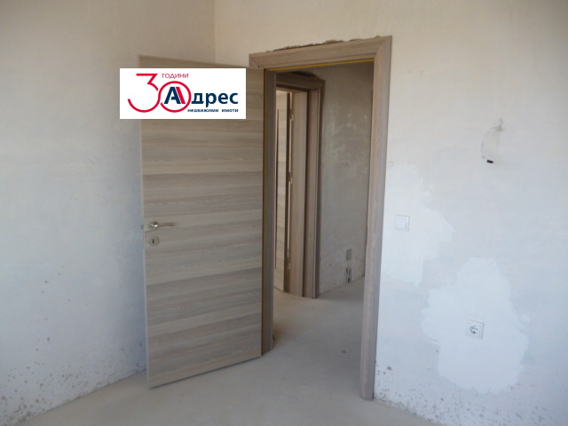 Продава 4-СТАЕН, гр. Добрич, Център, снимка 6 - Апартаменти - 53002427