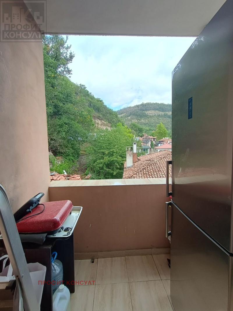 Продава ЕТАЖ ОТ КЪЩА, гр. Велико Търново, Асенов, снимка 14 - Етаж от къща - 52704770