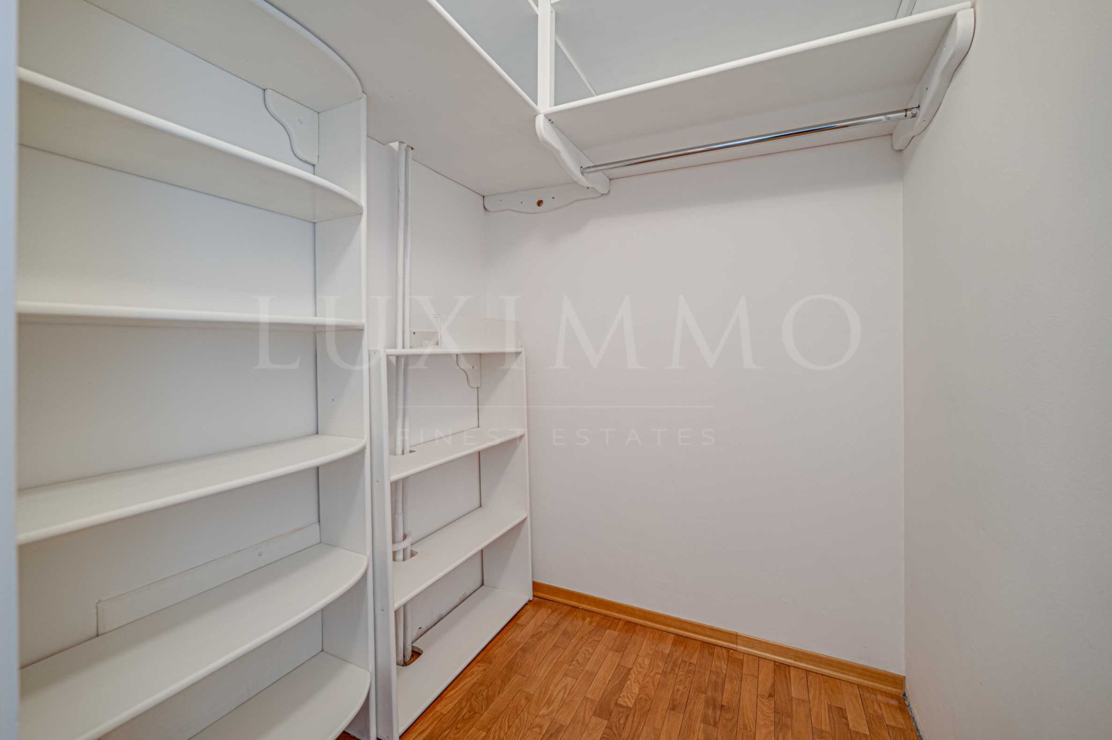 Продава 3-СТАЕН, гр. София, Медицинска академия, снимка 17 - Апартаменти - 54595418