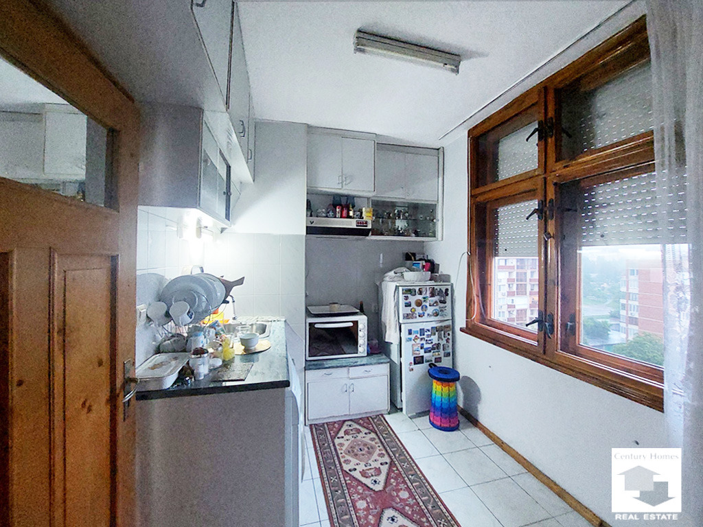 Продава 3-СТАЕН, гр. Велико Търново, Колю Фичето, снимка 2 - Апартаменти - 54823396