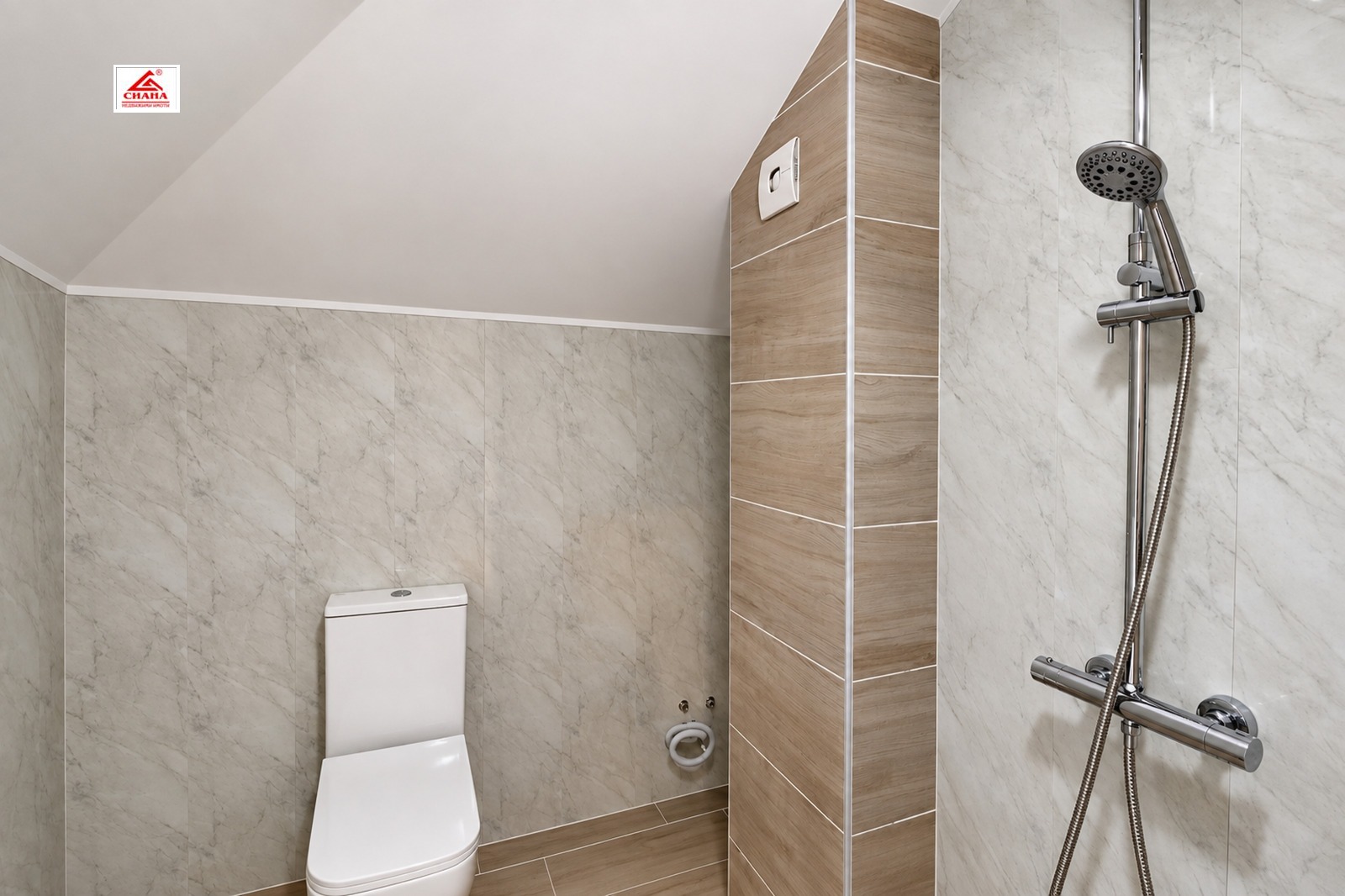 Продава МНОГОСТАЕН, гр. Русе, Център, снимка 16 - Апартаменти - 56253712