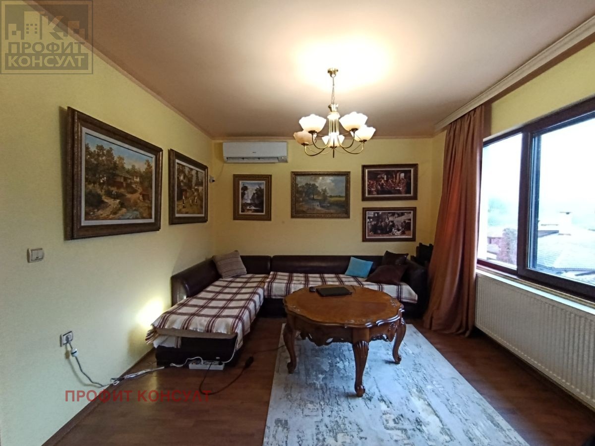 Продава ЕТАЖ ОТ КЪЩА, гр. Велико Търново, Асенов, снимка 2 - Етаж от къща - 52704770
