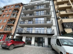 2 chambres Nadejda 4, Sofia