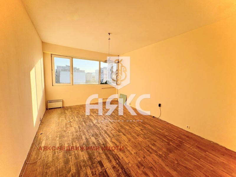 Zu verkaufen  Studio Sofia , Ljulin 1 , 30 qm | 22137223