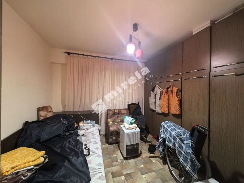 Продава  3-стаен град Ямбол , Център , 78 кв.м | 34473168