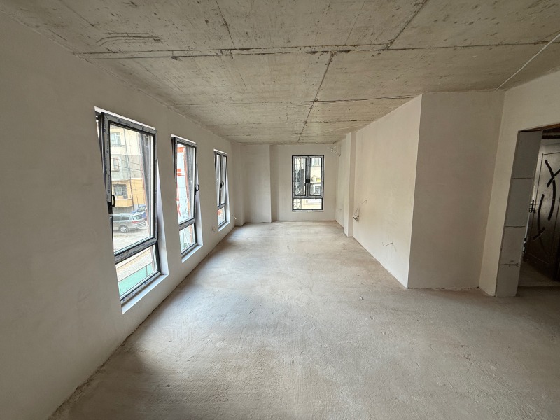 Продава  3-стаен град Перник , Център , 104 кв.м | 92734153 - изображение [6]