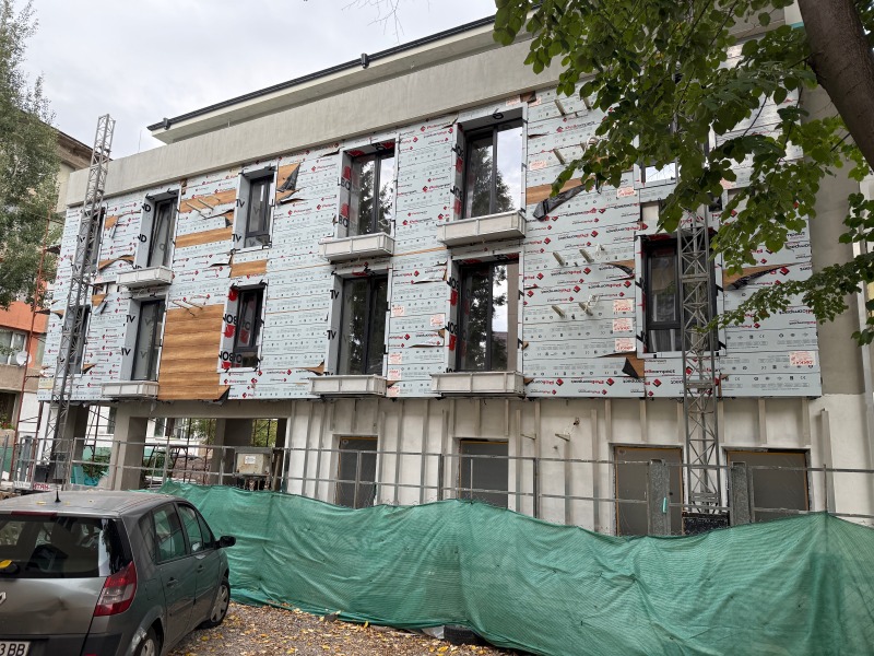 À vendre  2 chambres Pernik , Tsentar , 104 m² | 92734153