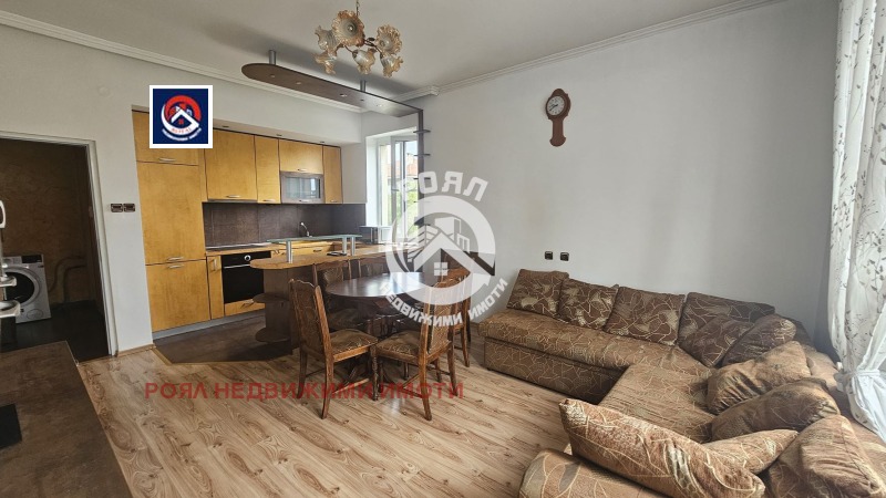 En venta  3 dormitorios Plovdiv , Karshiyaka , 96 metros cuadrados | 50490499