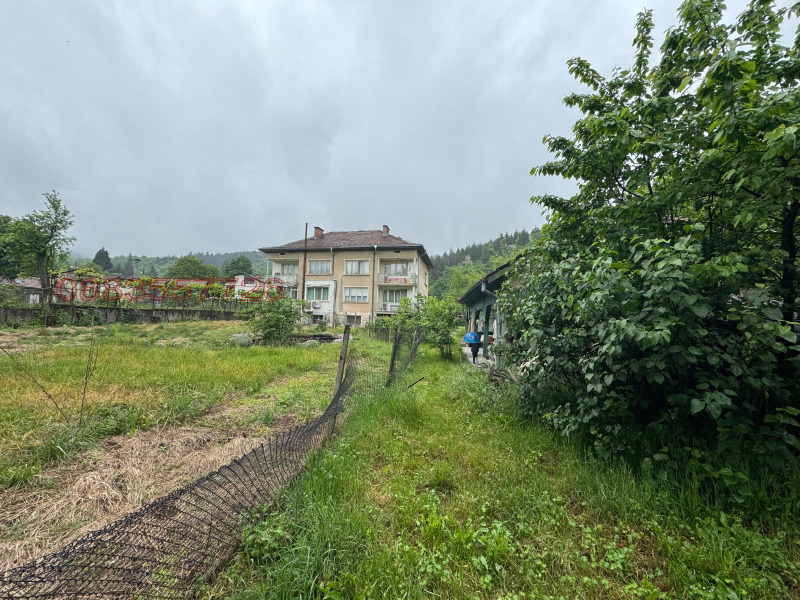 Продава КЪЩА, гр. Берковица, област Монтана, снимка 3 - Къщи - 52911277