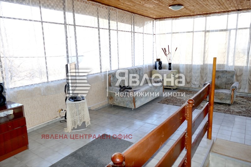 Продава КЪЩА, с. Извор, област София област, снимка 17 - Къщи - 53600692