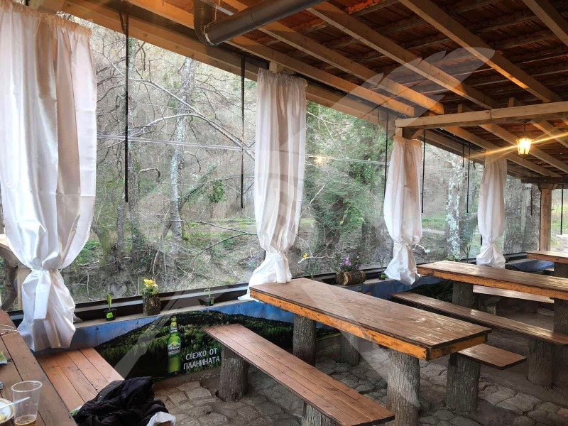 Продава ЗАВЕДЕНИЕ, с. Младежко, област Бургас, снимка 3 - Заведения - 52608189