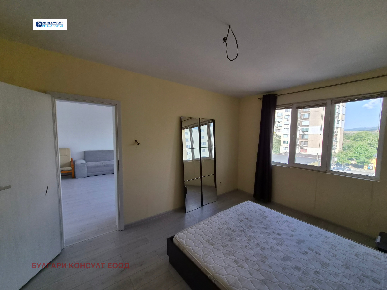 Продава 4-СТАЕН, гр. Дупница, област Кюстендил, снимка 17 - Апартаменти - 56070022