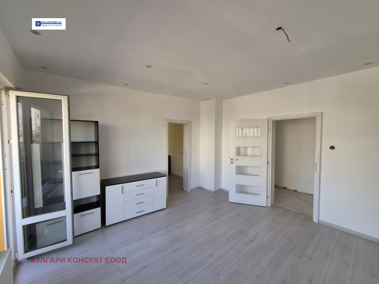 Продава 4-СТАЕН, гр. Дупница, област Кюстендил, снимка 6 - Апартаменти - 56070022