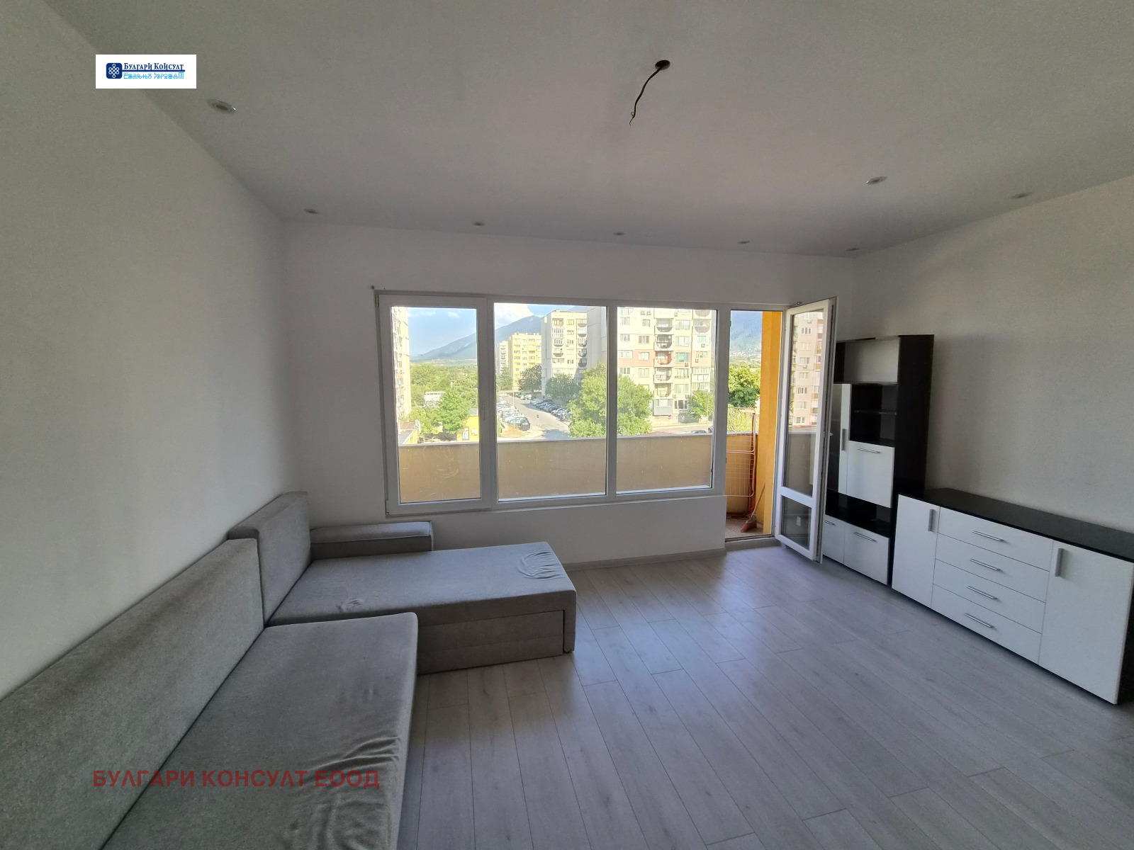Продава 4-СТАЕН, гр. Дупница, област Кюстендил, снимка 8 - Апартаменти - 56070022