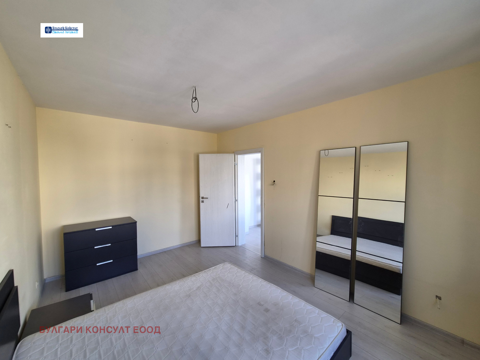 Продава 4-СТАЕН, гр. Дупница, област Кюстендил, снимка 11 - Апартаменти - 56070022