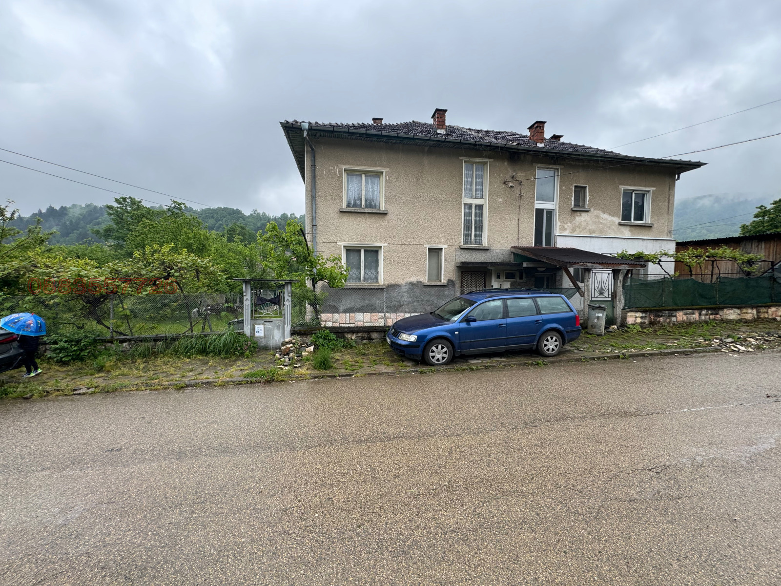 Продава КЪЩА, гр. Берковица, област Монтана, снимка 2 - Къщи - 53761499