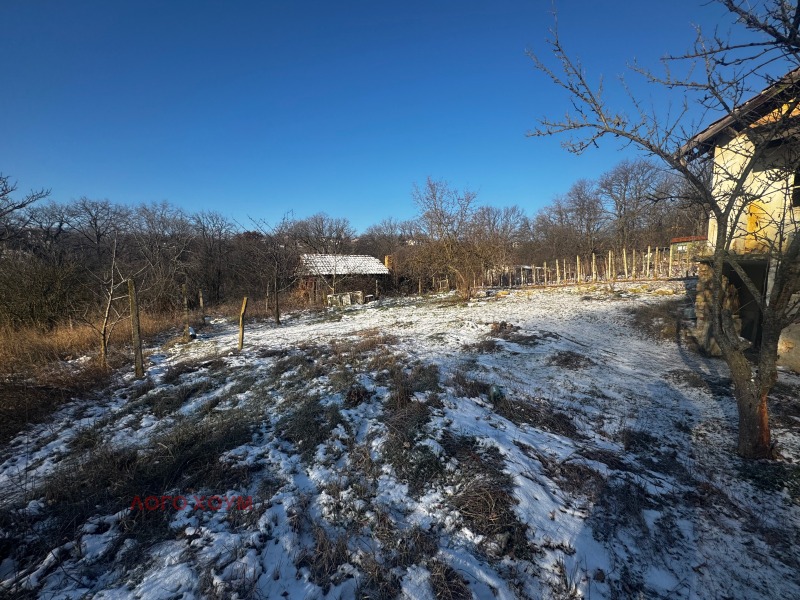 Продава ПАРЦЕЛ в град Варна, м-т Боровец - юг - 702 кв.м / 37 000 € » 72 365.71 лв., ЛОГО ХОУМ