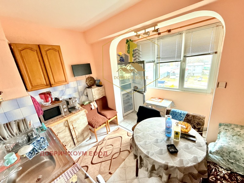 Продава 2-СТАЕН, гр. Добрич, Христо Ботев, снимка 2 - Апартаменти - 53517660