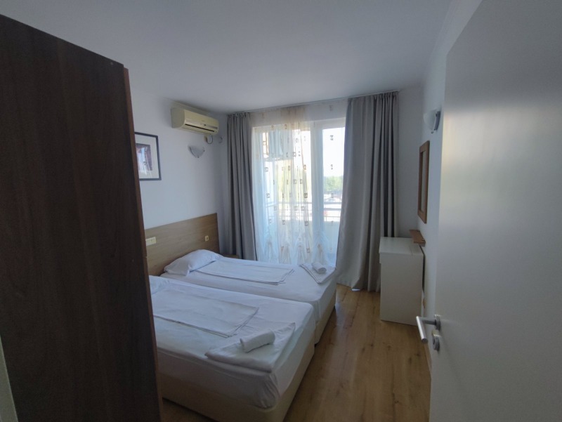 Продава 3-СТАЕН, гр. Несебър, област Бургас, снимка 2 - Апартаменти - 52613283