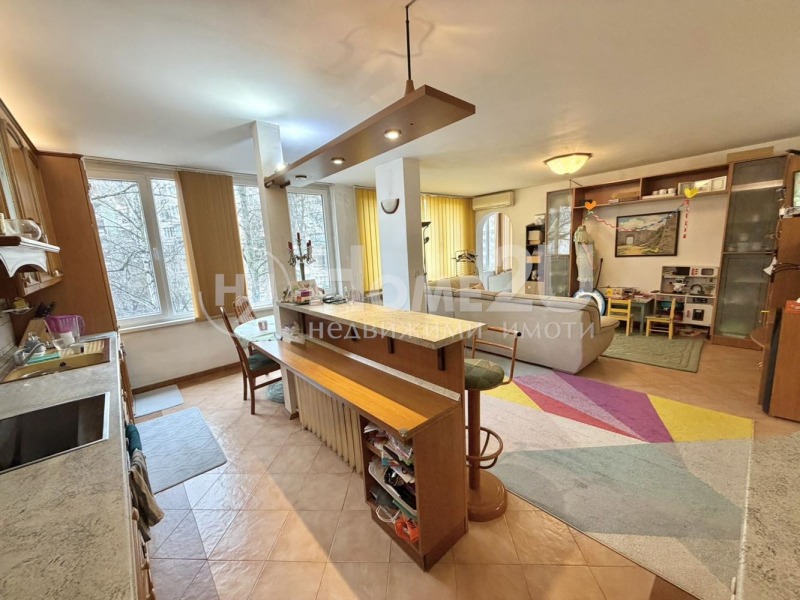 Продава 3-СТАЕН, гр. София, Дианабад, снимка 2 - Апартаменти - 53399977