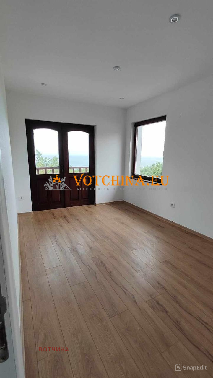 Till salu  Hus region Dobrich , Baltjik , 160 kvm | 50441517 - bild [11]