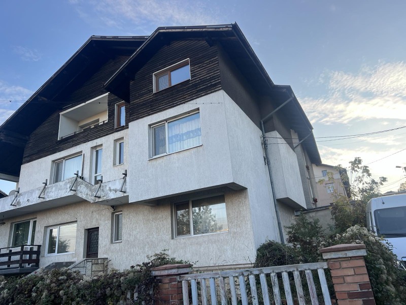 Продава КЪЩА, град Перник, Клепало • 380000 € / 743215.40 лв. • 74230473 1