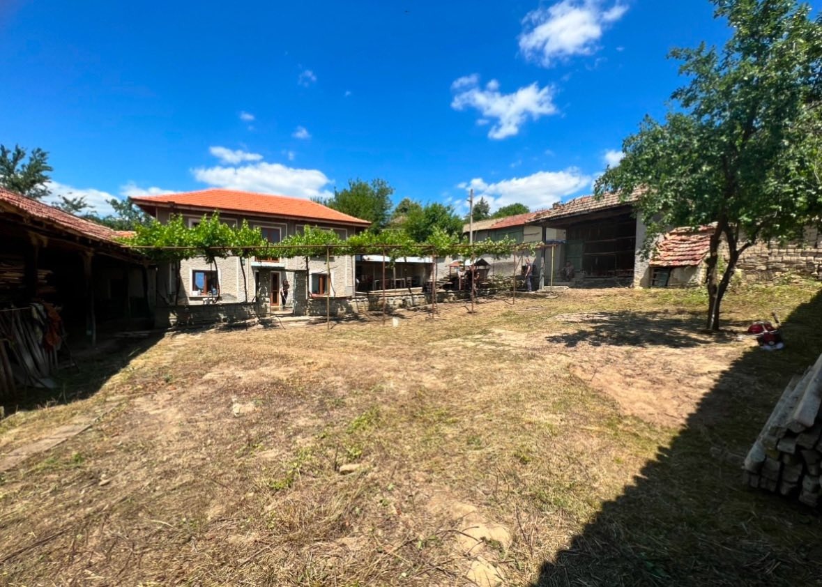 Продава КЪЩА, с. Веселиново, област Шумен, снимка 4 - Къщи - 53986532