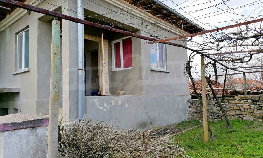 Продава КЪЩА, с. Искра, област Бургас