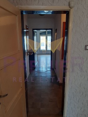 1 chambre Zimno kino Trakiya, Varna 6