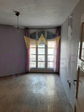 1 chambre Zimno kino Trakiya, Varna 5