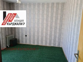 3 спальни Център, Кърджали 6