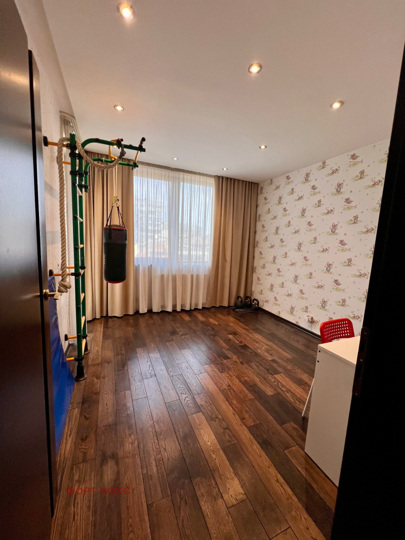 Продава МНОГОСТАЕН, гр. София, Редута, снимка 9 - Апартаменти - 53139735