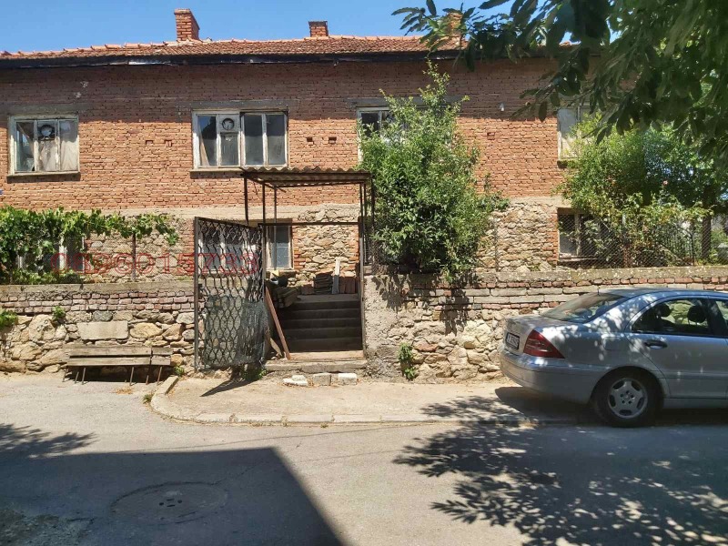 Продава КЪЩА, гр. Харманли, област Хасково, снимка 2 - Къщи - 52780763