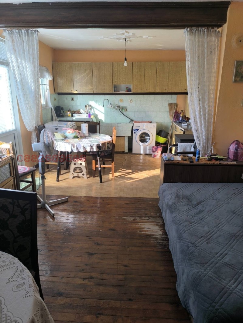 Продава КЪЩА, с. Исперихово, област Пазарджик, снимка 10 - Къщи - 52785484