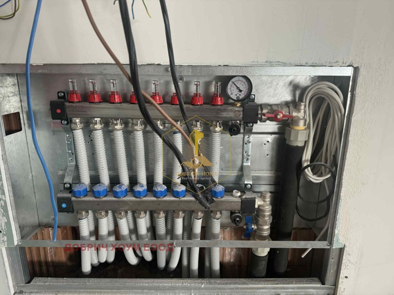 Продава КЪЩА, гр. Добрич, Свети Георги, снимка 12 - Къщи - 52599036