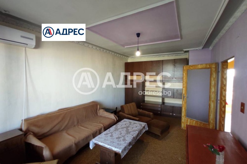 Продава 3-СТАЕН в град Разград, Орел - 76 кв.м / 61 000 € » 119 305.63 лв., АДРЕС