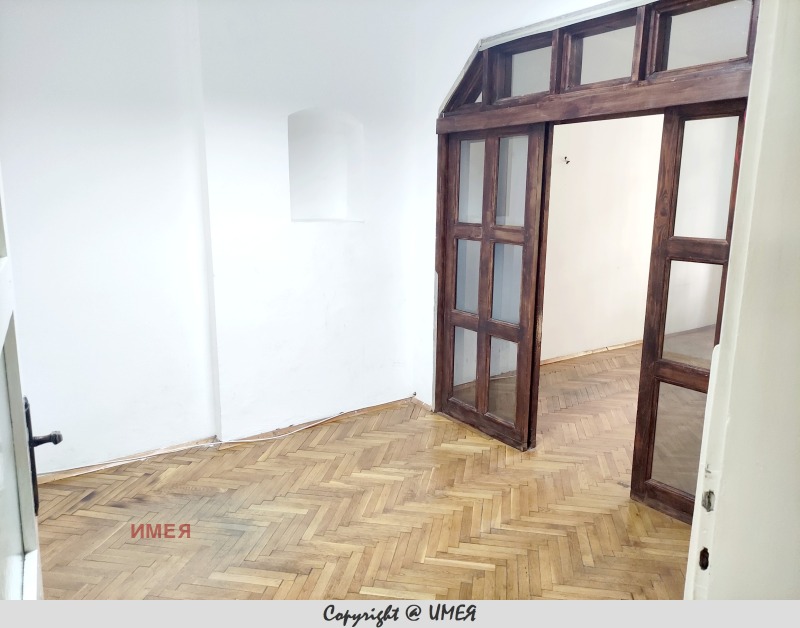 Продава  2-стаен град София , Център , 73 кв.м | 90217685 - изображение [3]