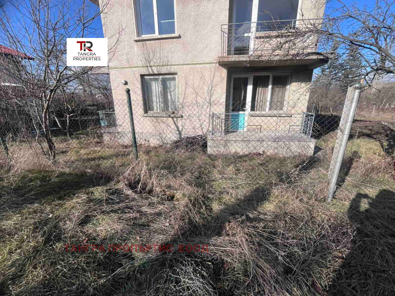 Продава ЕТАЖ ОТ КЪЩА, с. Велковци, област Перник, снимка 3 - Етаж от къща - 48984090