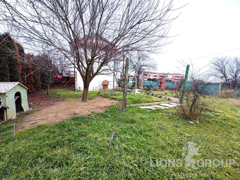 Продава КЪЩА, гр. Варна, Галата, снимка 15 - Къщи - 53436083