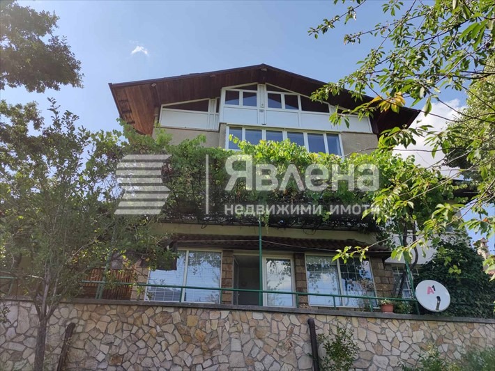 Продава КЪЩА, гр. София, гр. Банкя