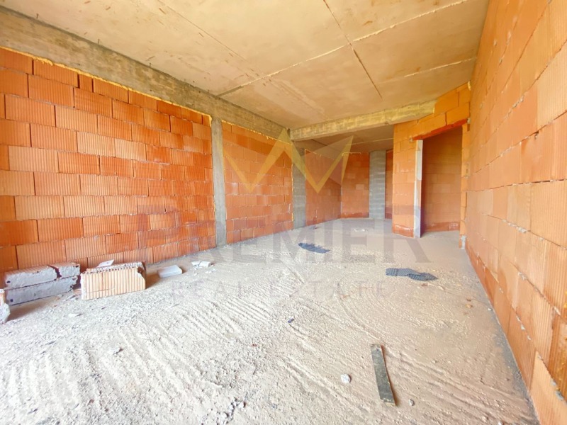 Na prodej  1 ložnice Varna , Briz , 92 m2 | 38725458