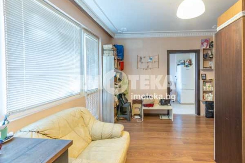 Продава  3-стаен град Варна , Левски 1 , 60 кв.м | 59065214 - изображение [8]