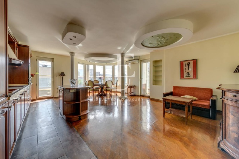 À vendre  3 chambres Sofia , Tsentar , 211 m² | 21667920