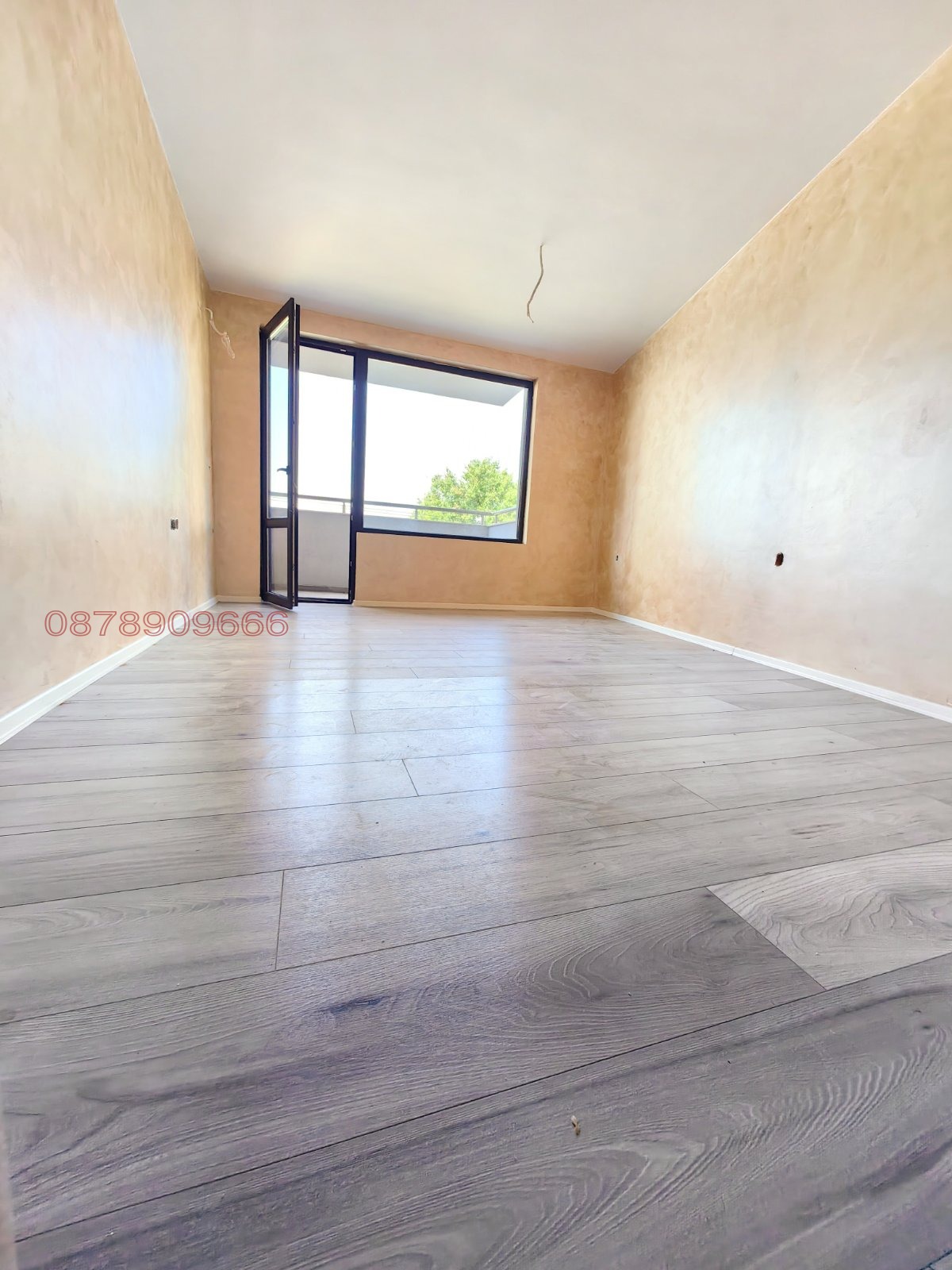 Продава 2-СТАЕН, гр. Плевен, Широк център