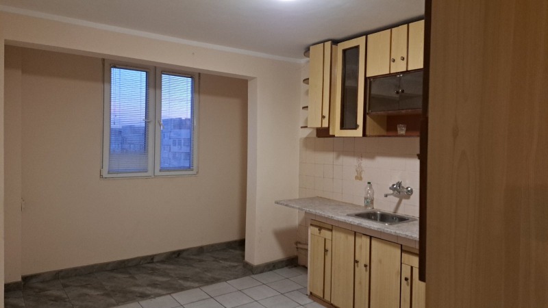 Te koop  2 slaapkamers Stara Zagora , Tri tsjutsjura - jug , 68 m² | 35322203 - afbeelding [2]