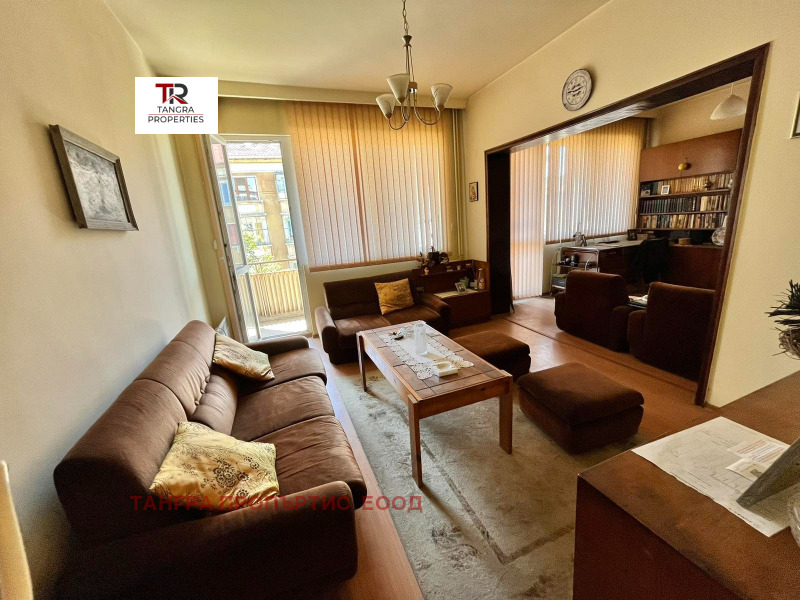 For Sale  3 bedroom Pernik , Tsentar , 115 sq.m | 35199137