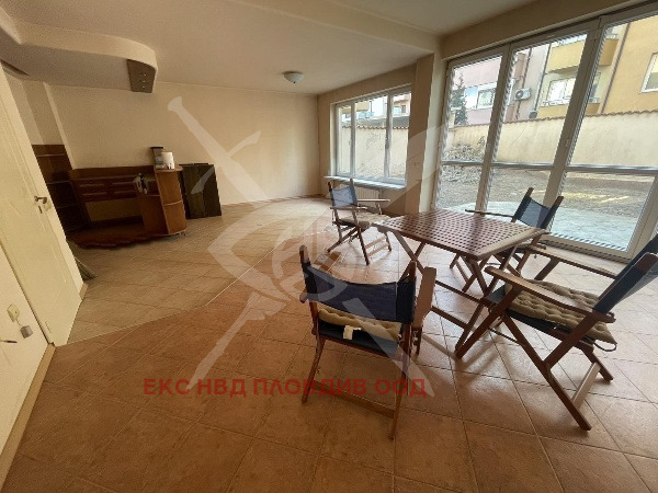 Продава КЪЩА, гр. Пловдив, Център, снимка 2 - Къщи - 54069249