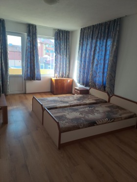 3+ makuuhuone Pomorie, Burgasin alue 8