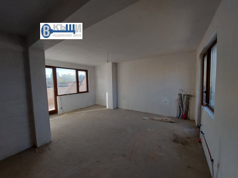 Продава 3-СТАЕН, гр. Велико Търново, Бузлуджа, снимка 2 - Апартаменти - 53018987